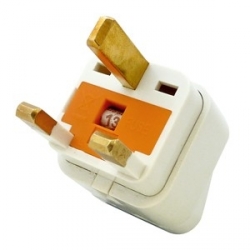 Far & Away European Travel Adaptor Plug – 6 Pack – UK To EU Double Earthed